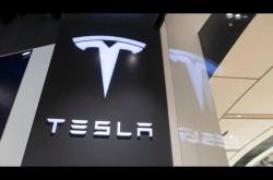 特斯拉德州工厂安全事故：工人生命逝去引发的监管争议与区块链的潜在应用